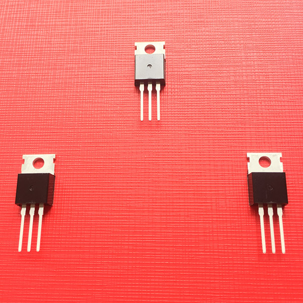 拉桿音響采用劣質(zhì)的MOS管導(dǎo)致可靠性低，影響音響的性能